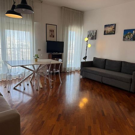 Guest Corso Italia Leilighet Bari Eksteriør bilde